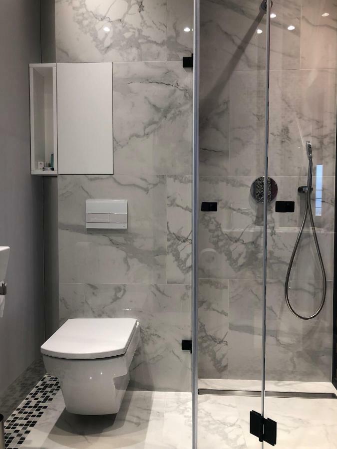 Apartament Wiejska 9 Warschau Buitenkant foto